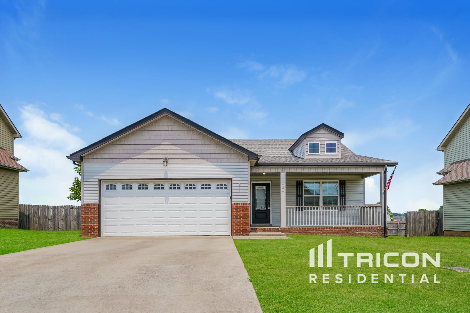 1037 Dwight Eisenhower Way Clarksville TN