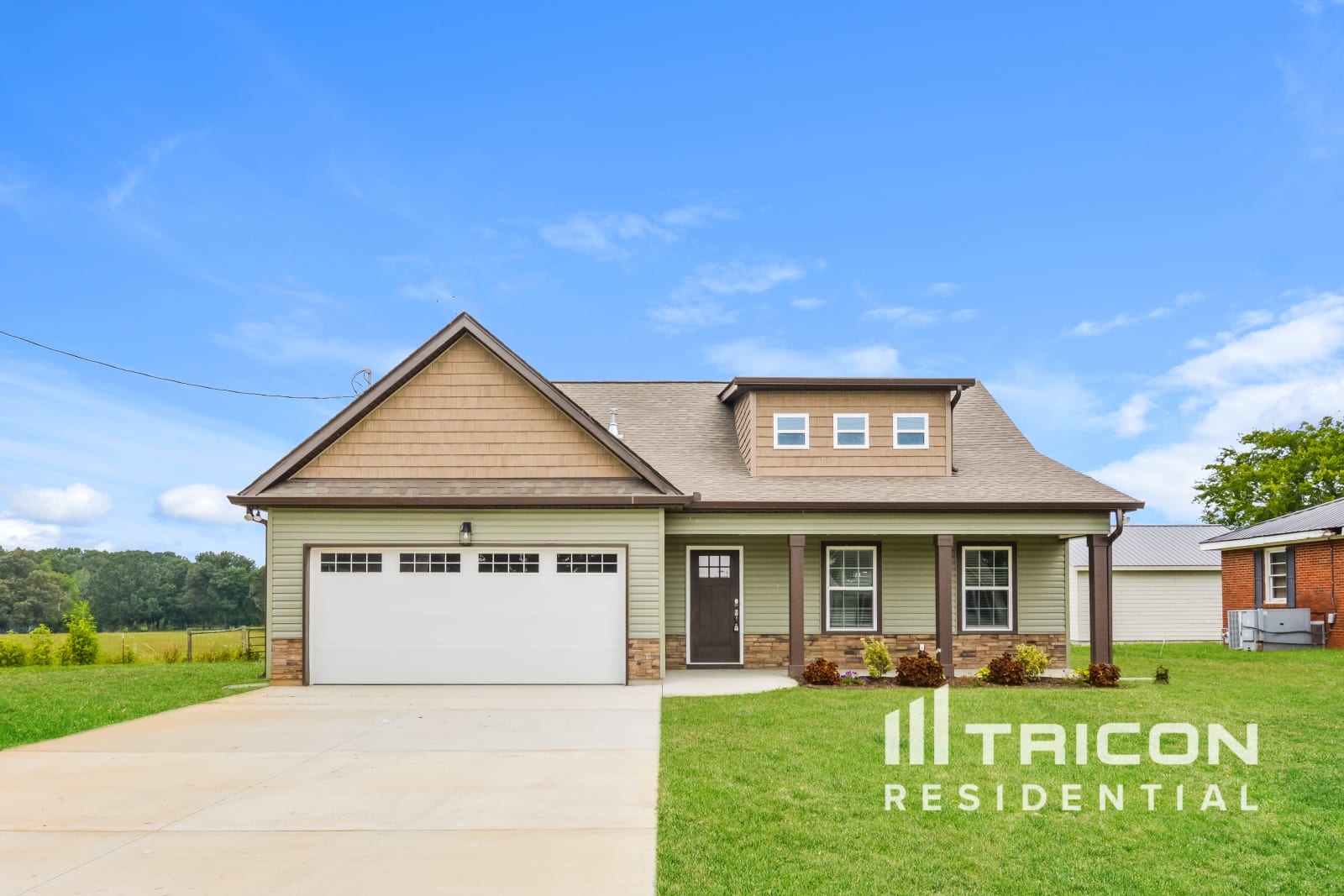 1337 Taylor Town Road White Bluff TN