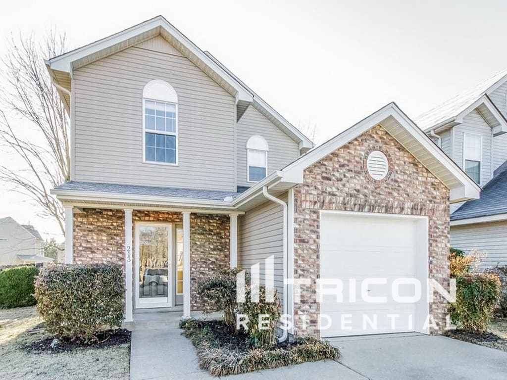 213 Hunters Chase Drive Smyrna TN