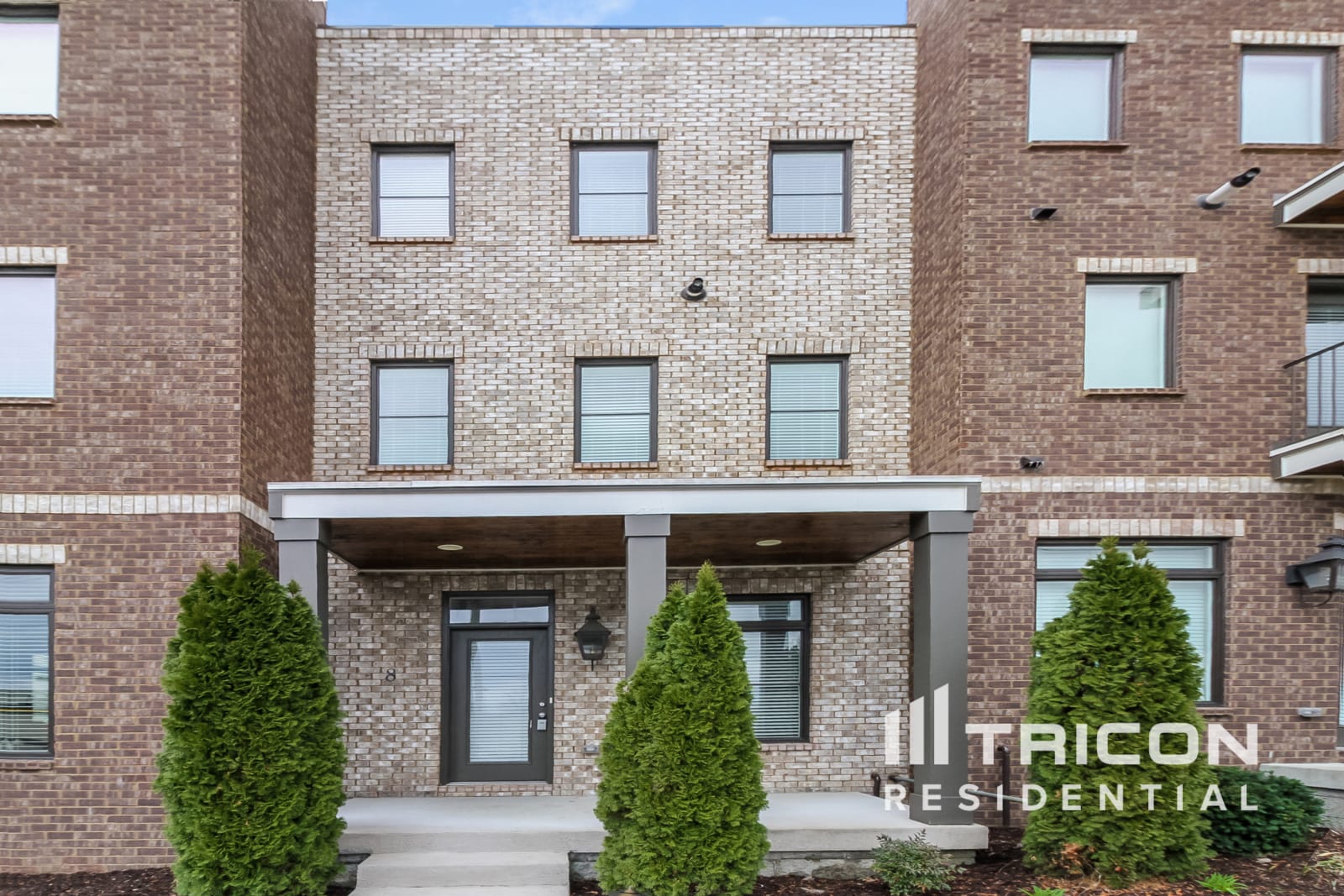 6813 Charlotte Pike, Unit 8 Nashville TN