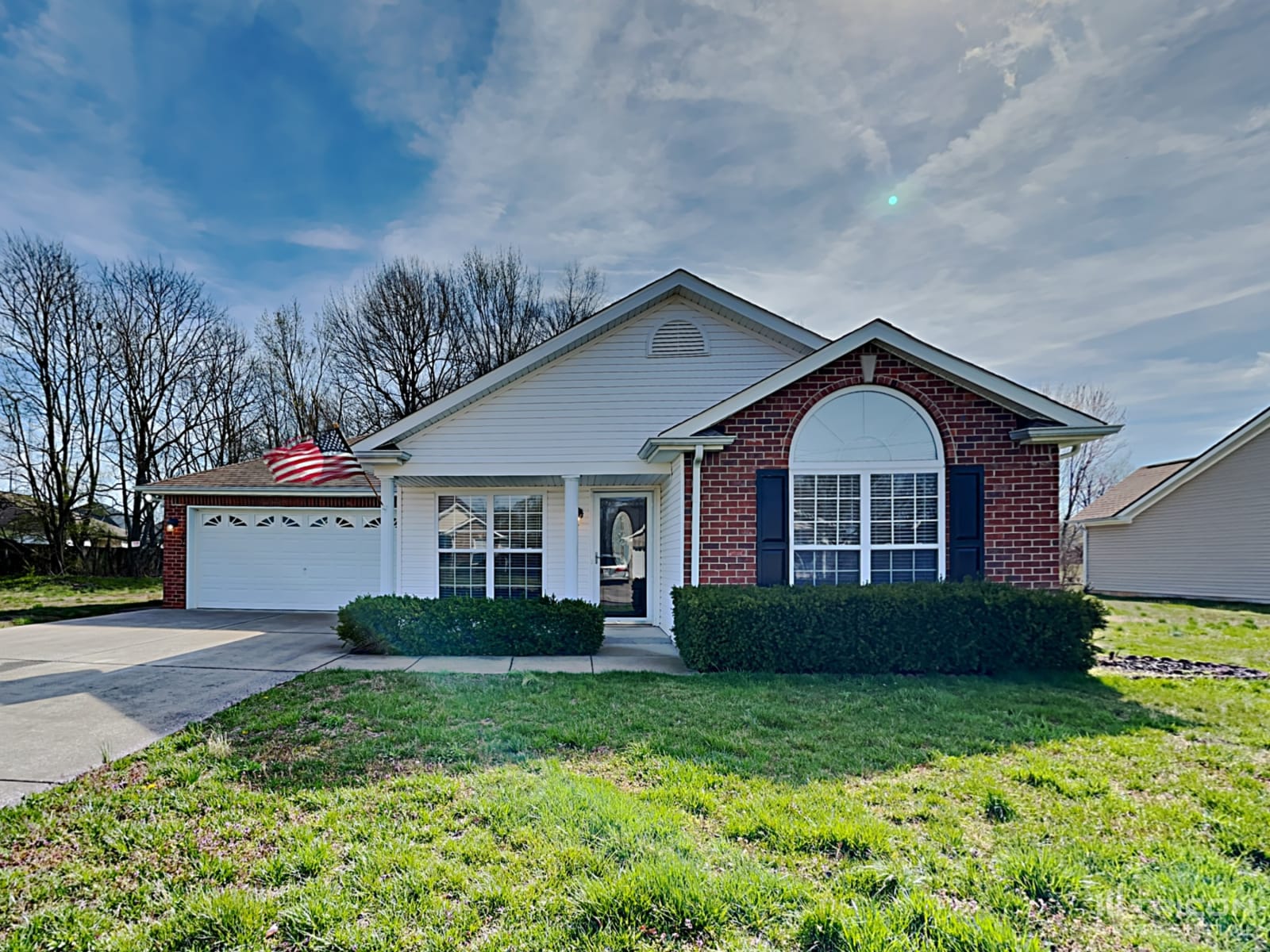 696 Magnolia Boulevard White House TN