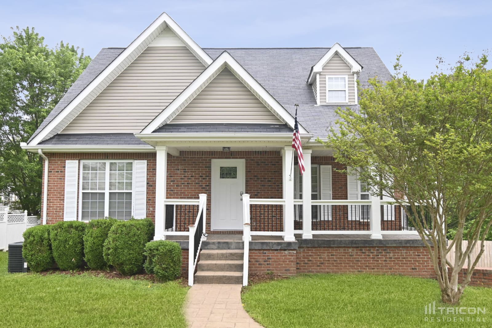 847 Nandina Court Clarksville TN