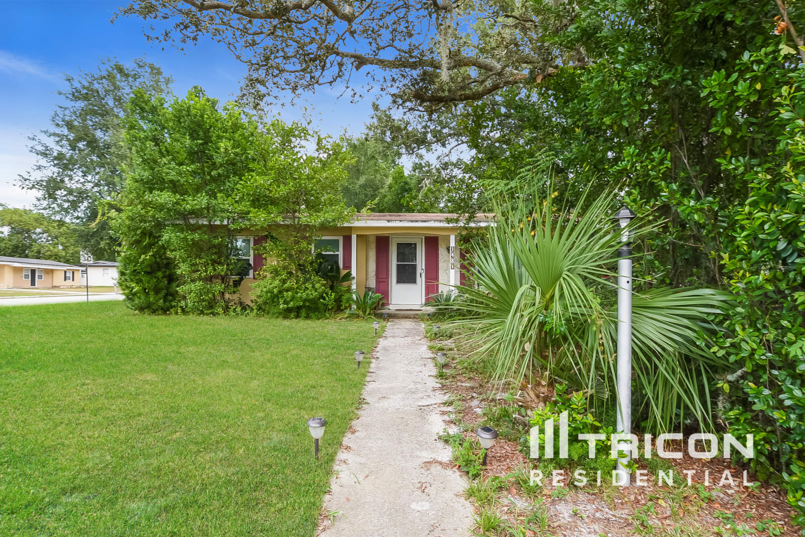 1481 Falmouth Avenue Deltona FL