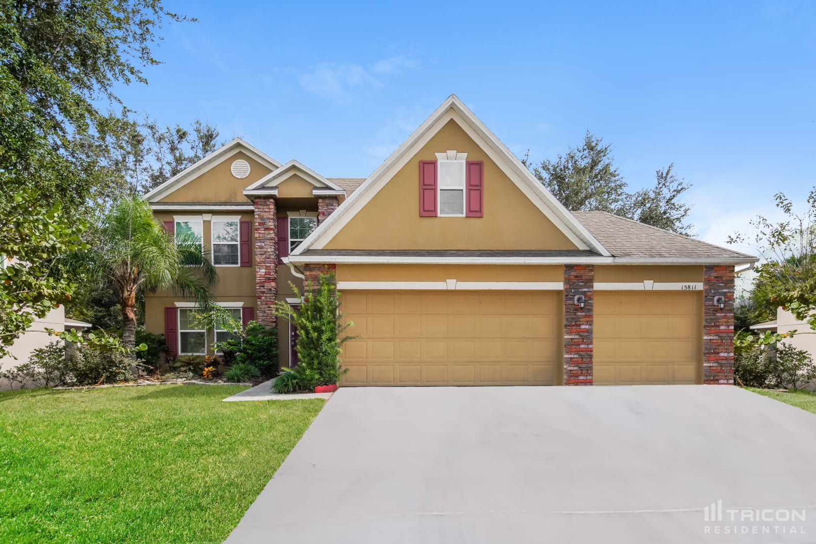 15811 Surfbird Court Mascotte FL