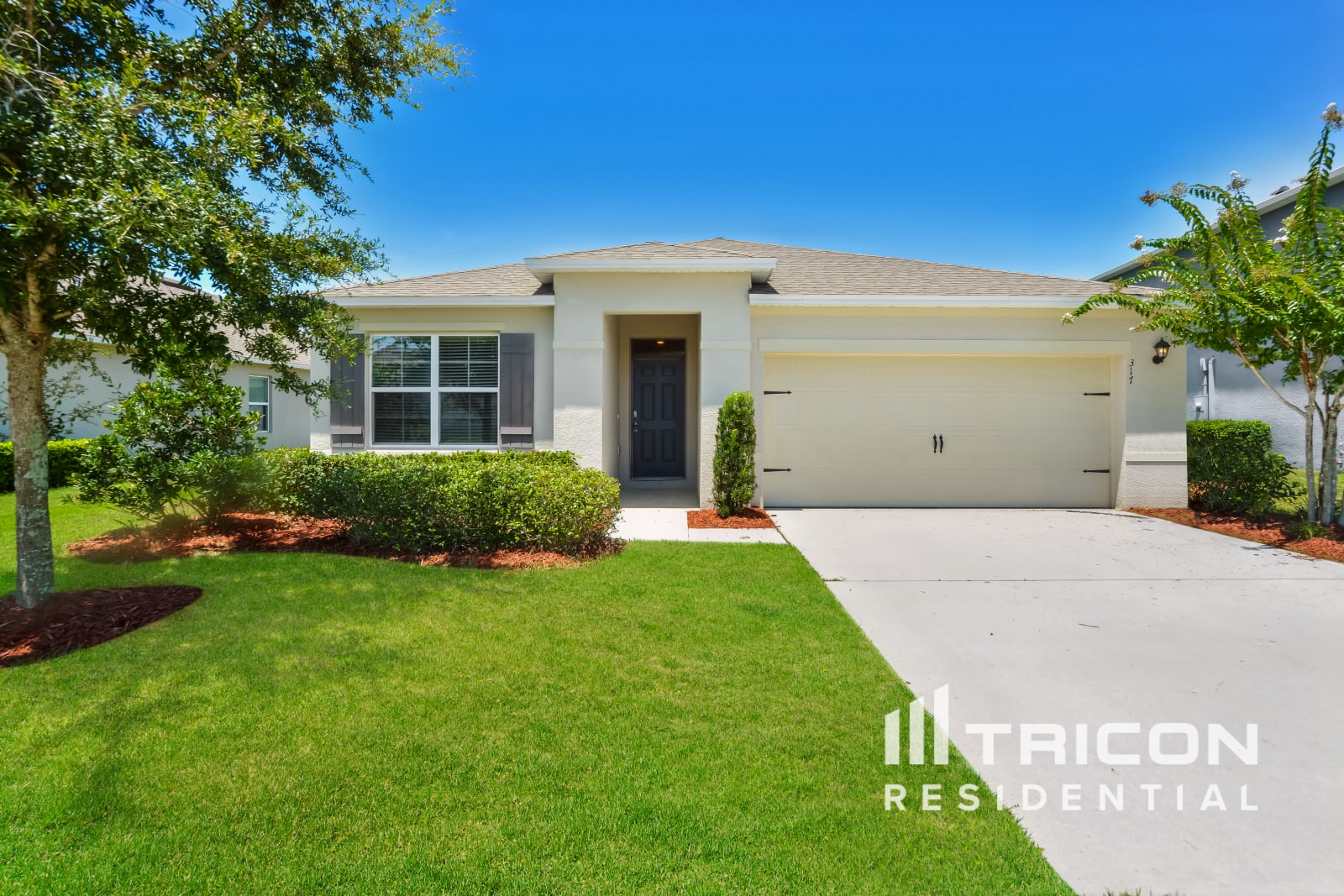3170 Bethpage Loop Mount Dora FL