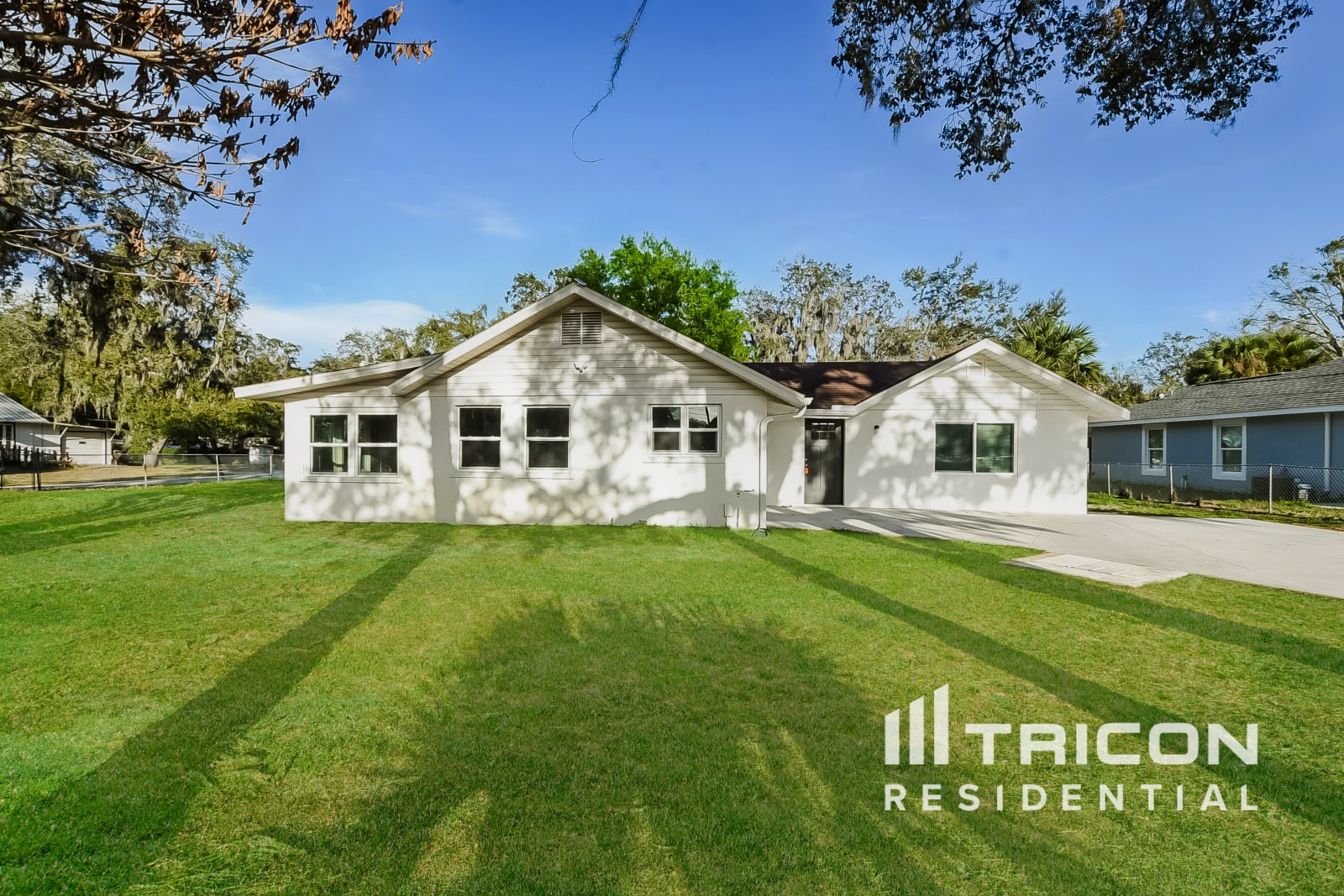 33931 Emerald Pond Loop Leesburg FL