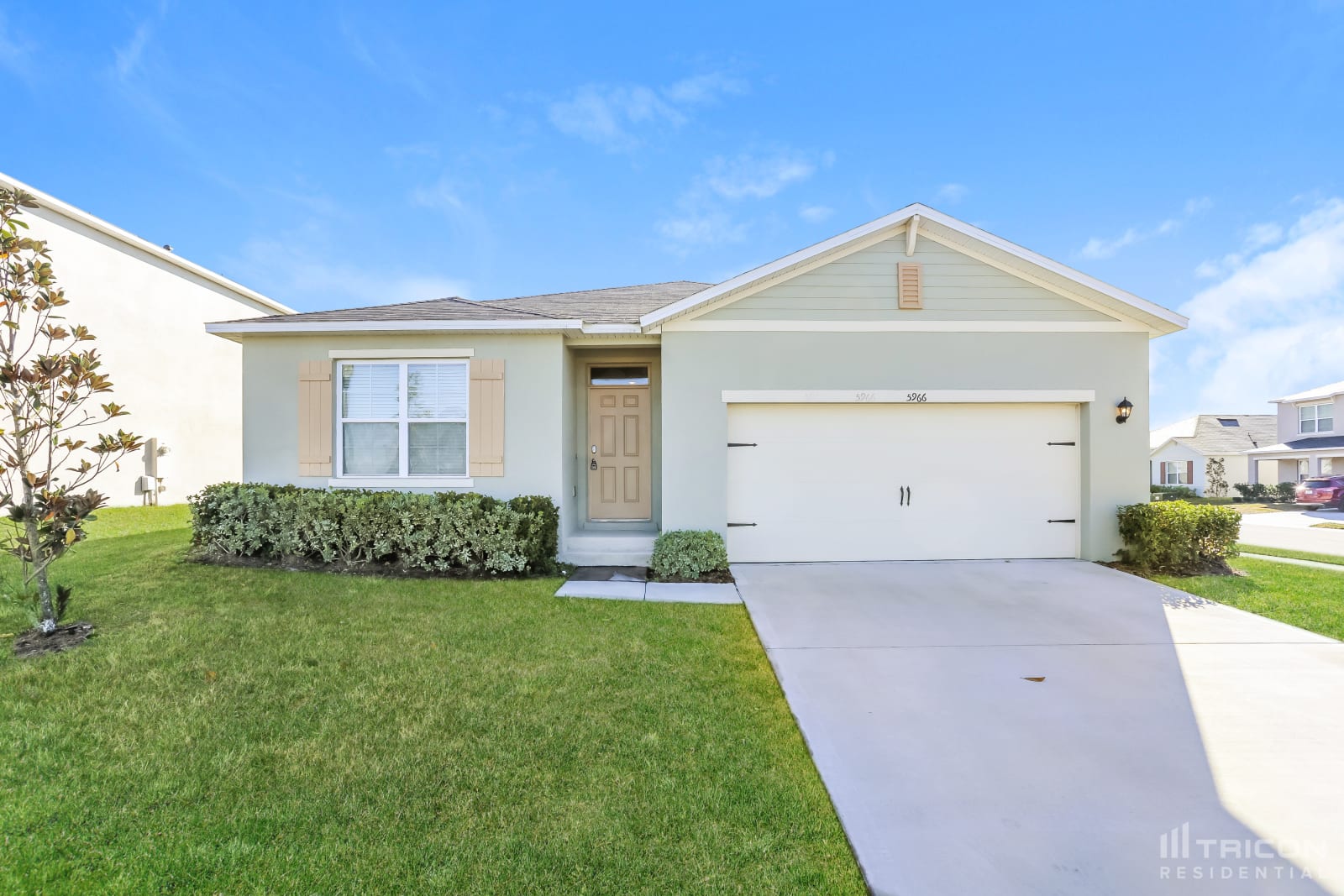 5966 Churchill Square Way Groveland FL