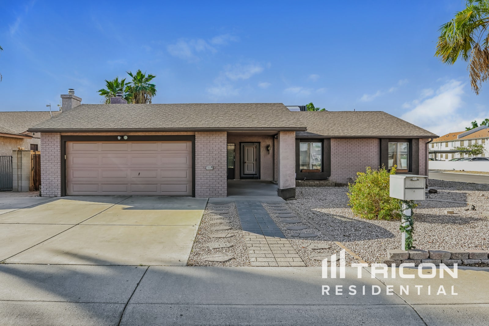 10221 Turney Avenue Phoenix AZ