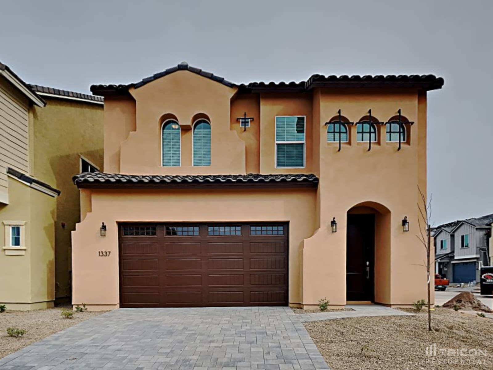 1337 N Parkcrest Mesa AZ
