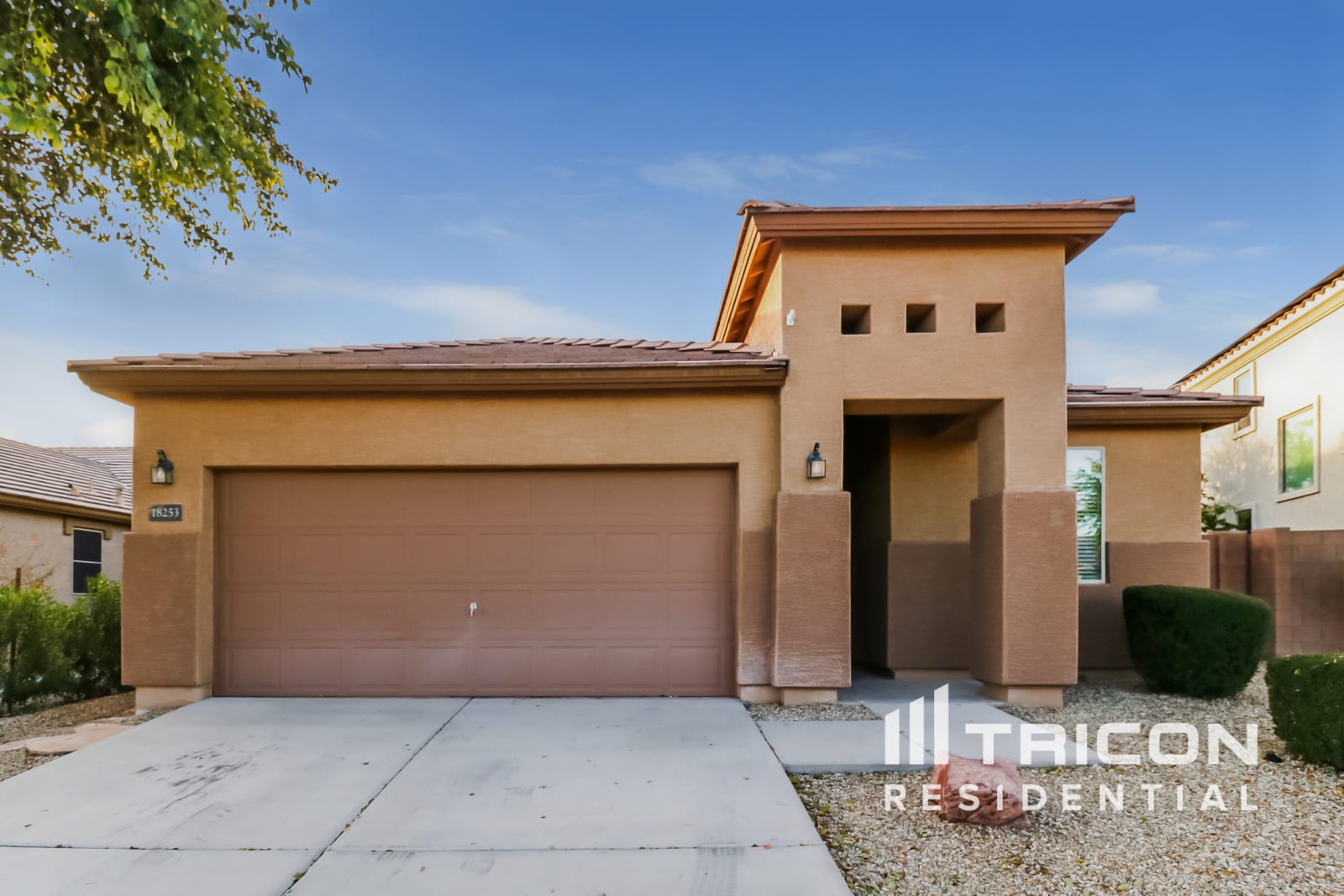 18253 W Eva Street Waddell AZ