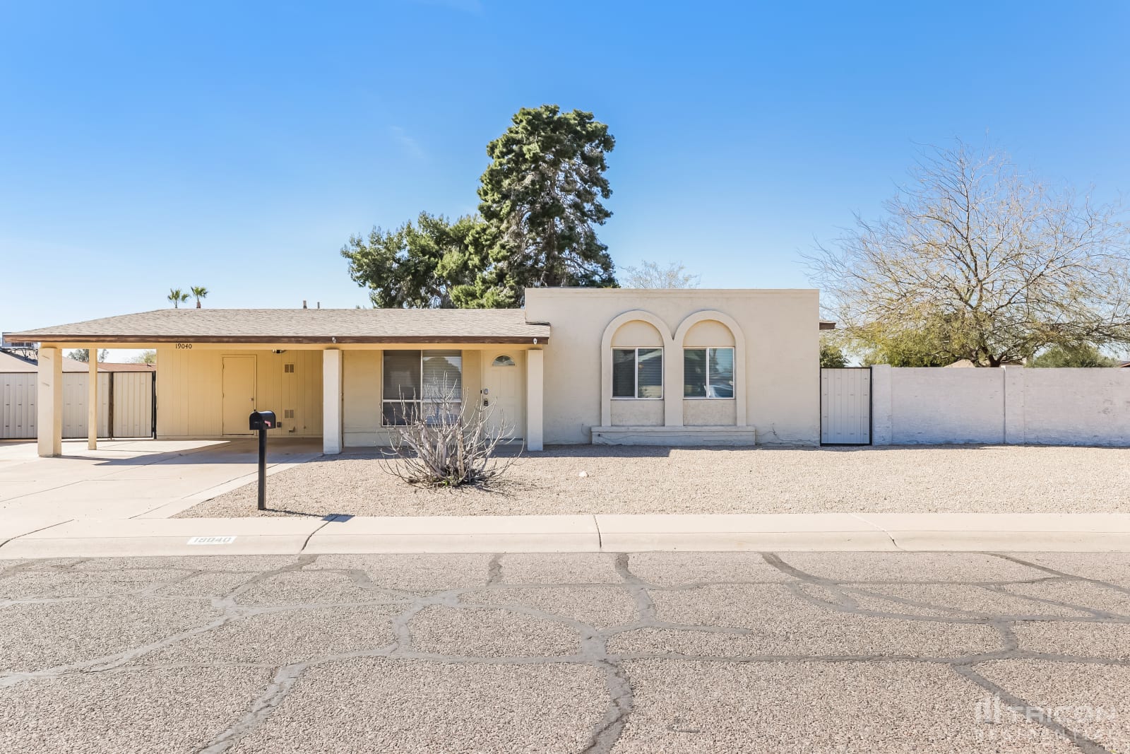 19040 N 17th Avenue Phoenix AZ