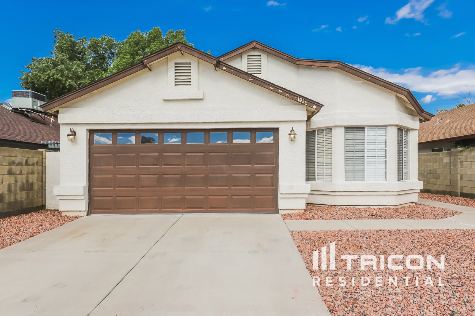 1938 E Wagoner Road Phoenix AZ