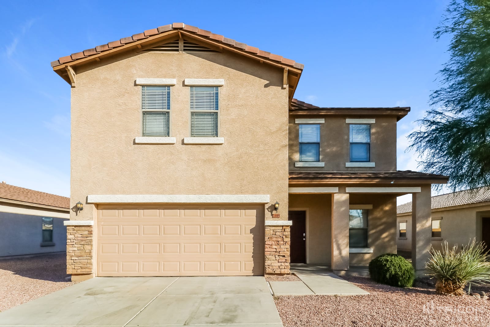 2405 N 92nd Lane Phoenix AZ