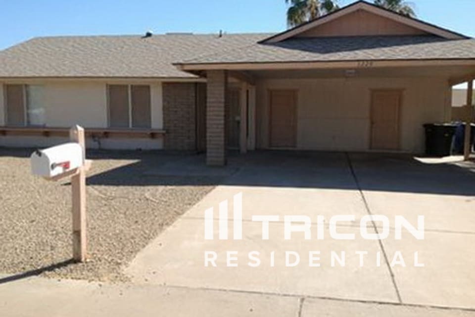 3224 N Woodburne Drive Chandler AZ