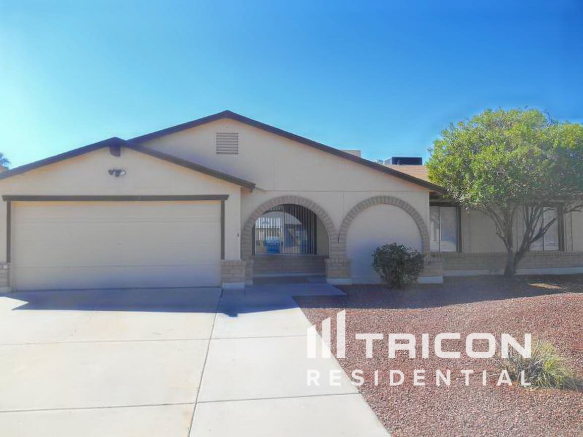 3701 E Greenway Lane Phoenix AZ