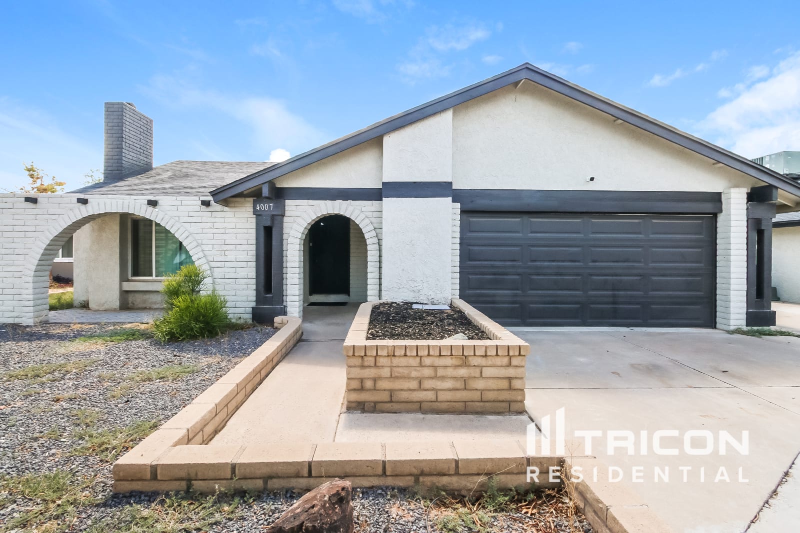 4007 E Apollo Road Phoenix AZ