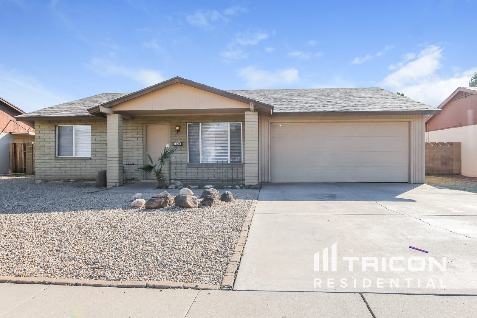 4225 W State Avenue Phoenix AZ