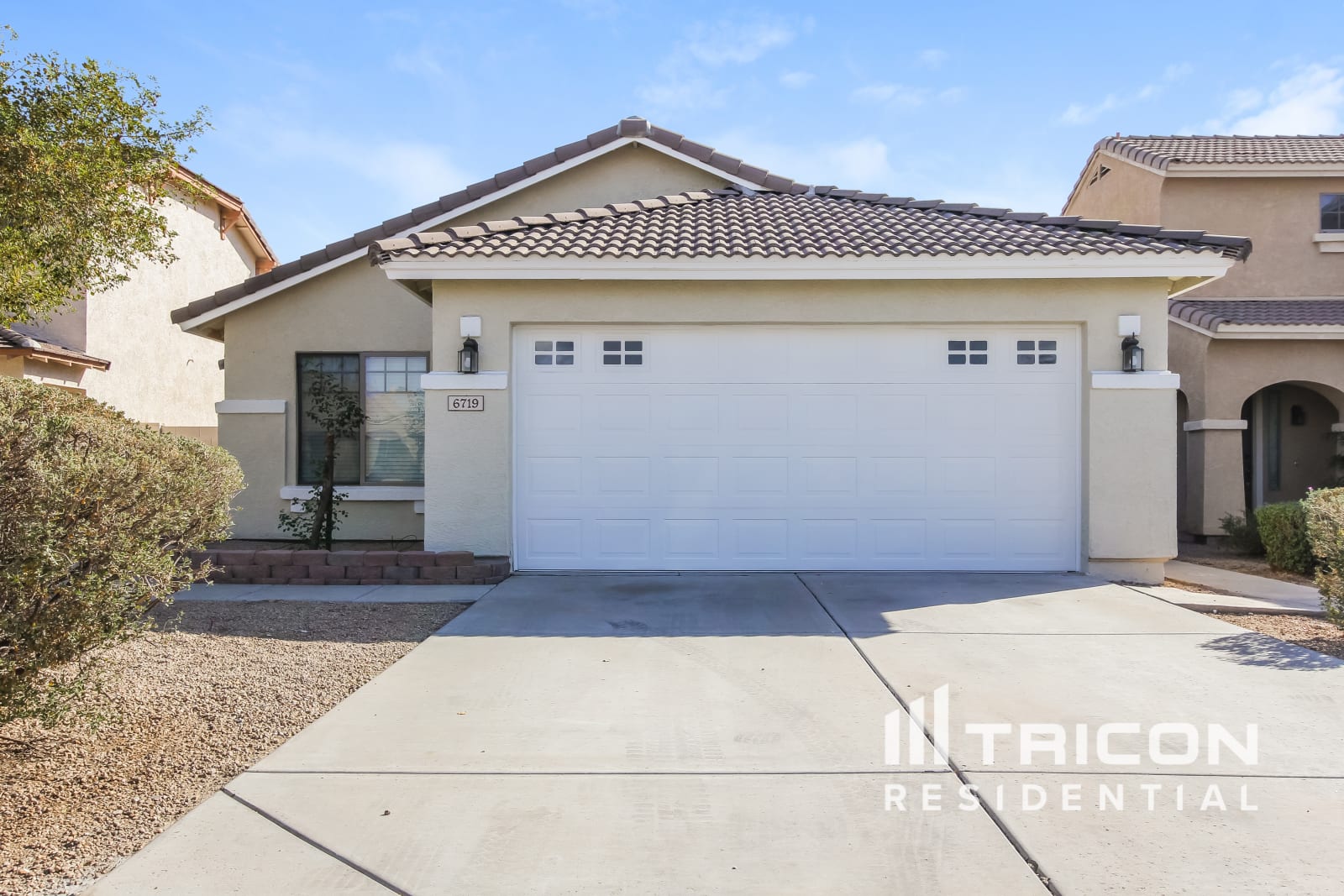 6719 W Desert Lane Laveen AZ