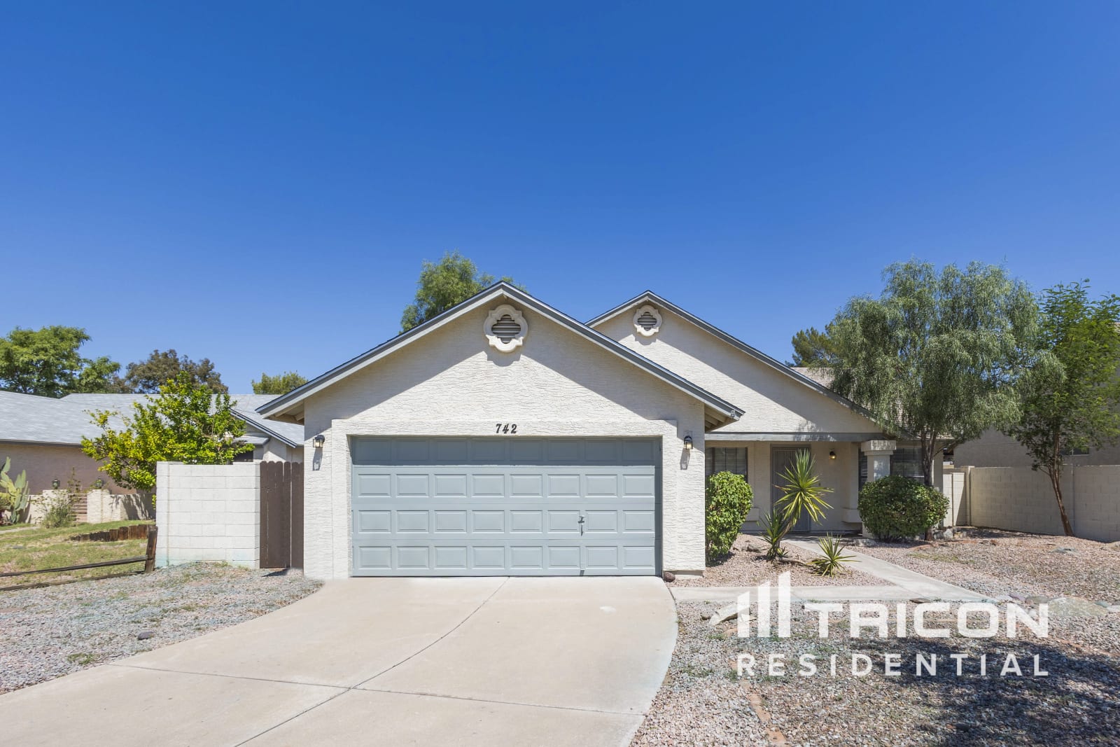 742 E Piute Avenue Phoenix AZ