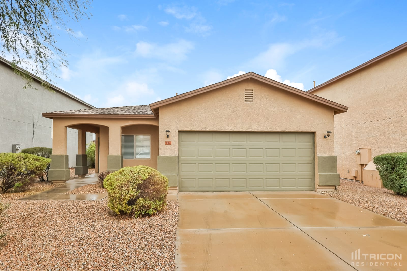 962 E Cowboy Cove Trail San Tan Valley AZ