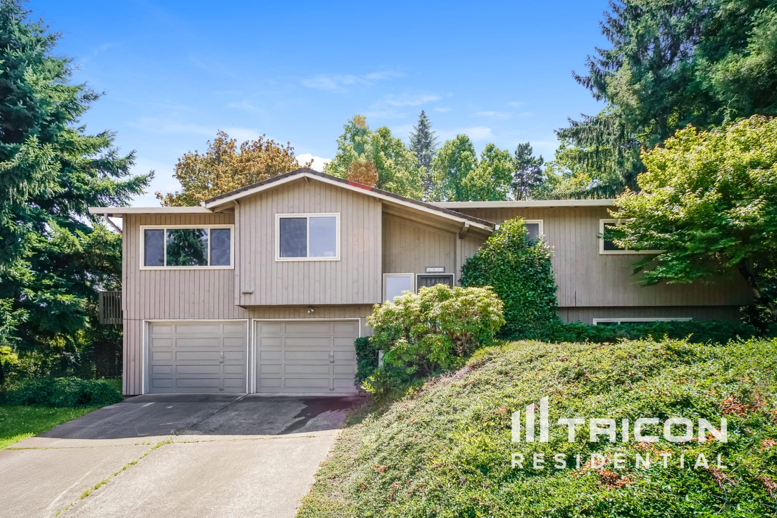6038 SE Alderhill Loop Portland OR