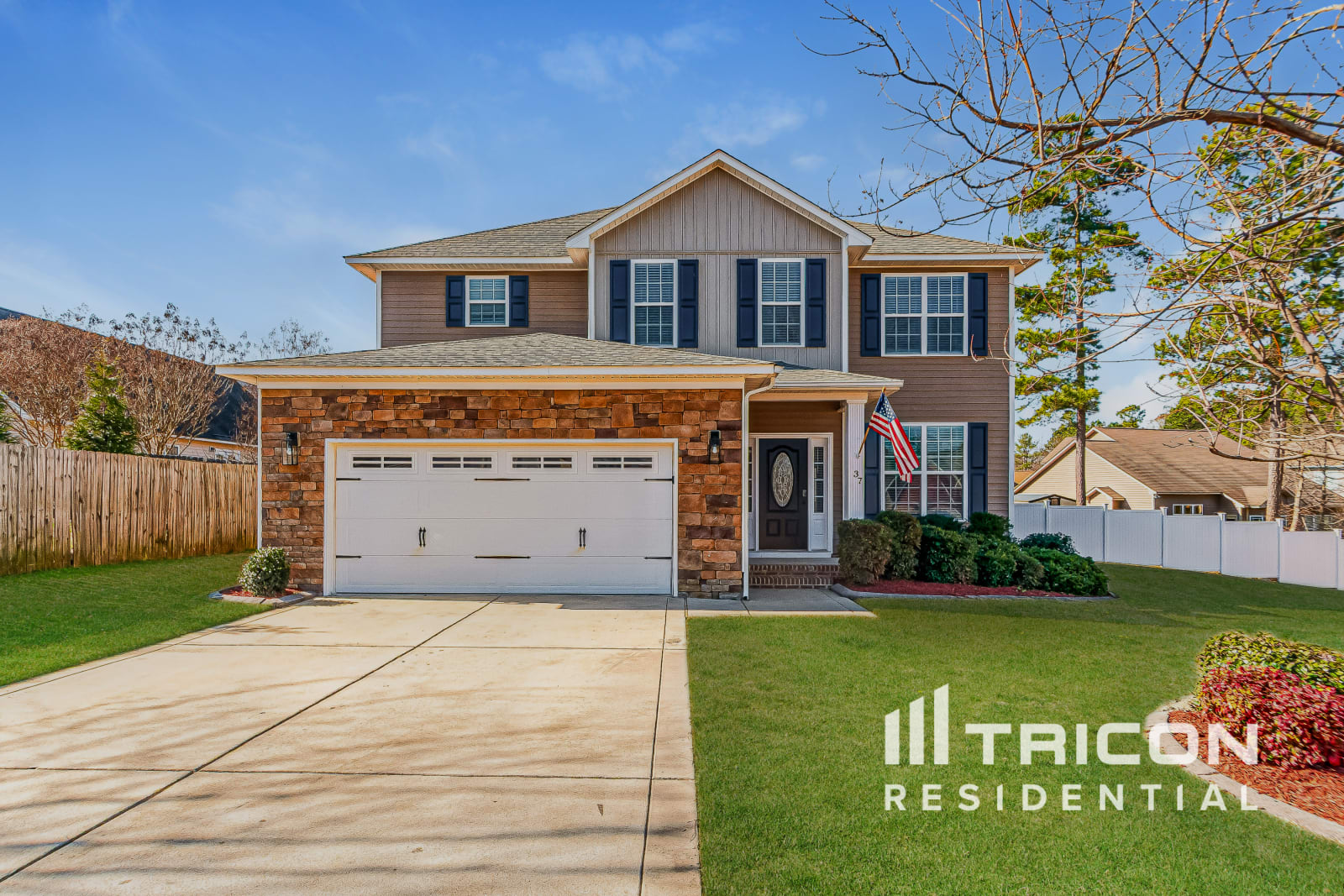 37 Annapolis Rd Cameron NC