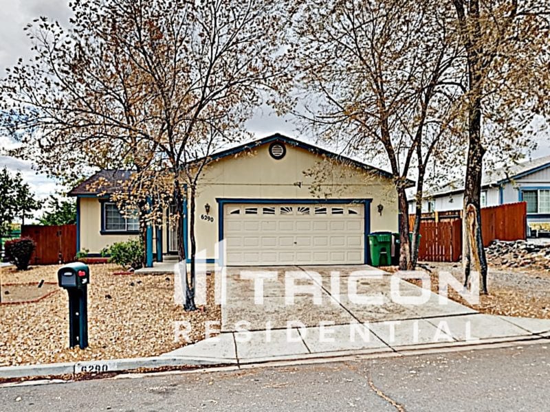 6290 W Crow Court Sun Valley NV