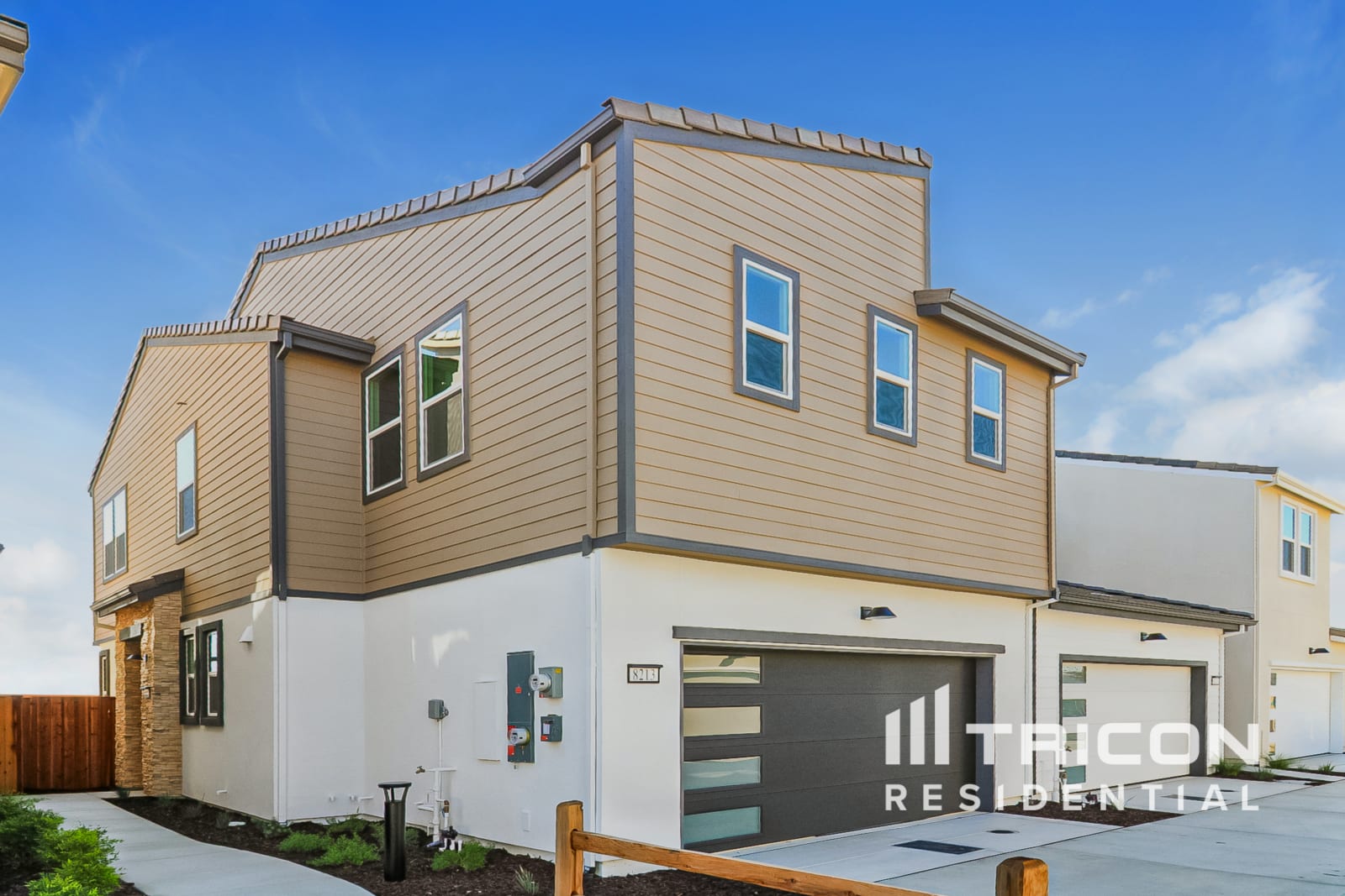 8213 Perla Way Sacramento CA