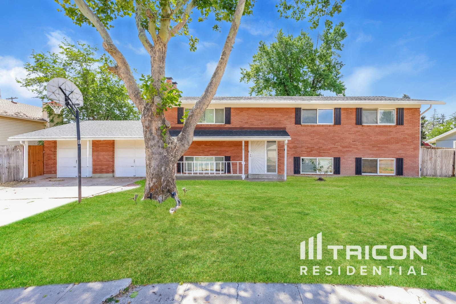 2225 West 4350 South Roy UT