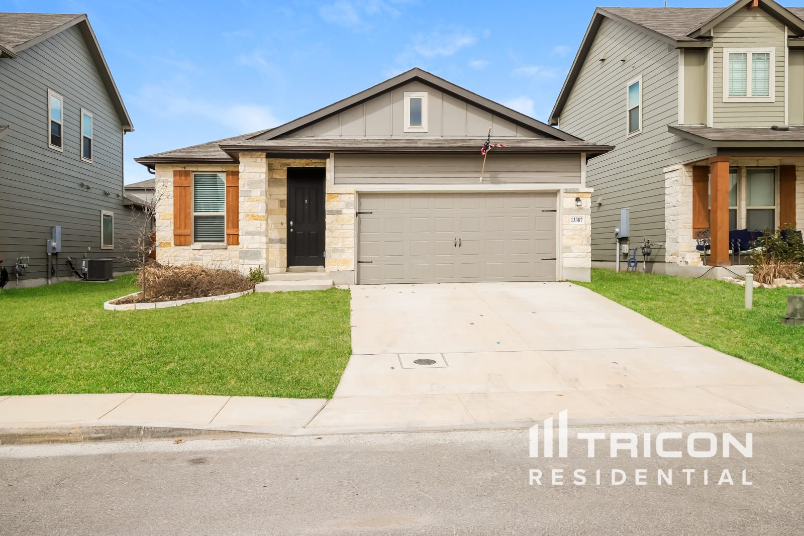 13307 Badlands Bend Saint Hedwig TX