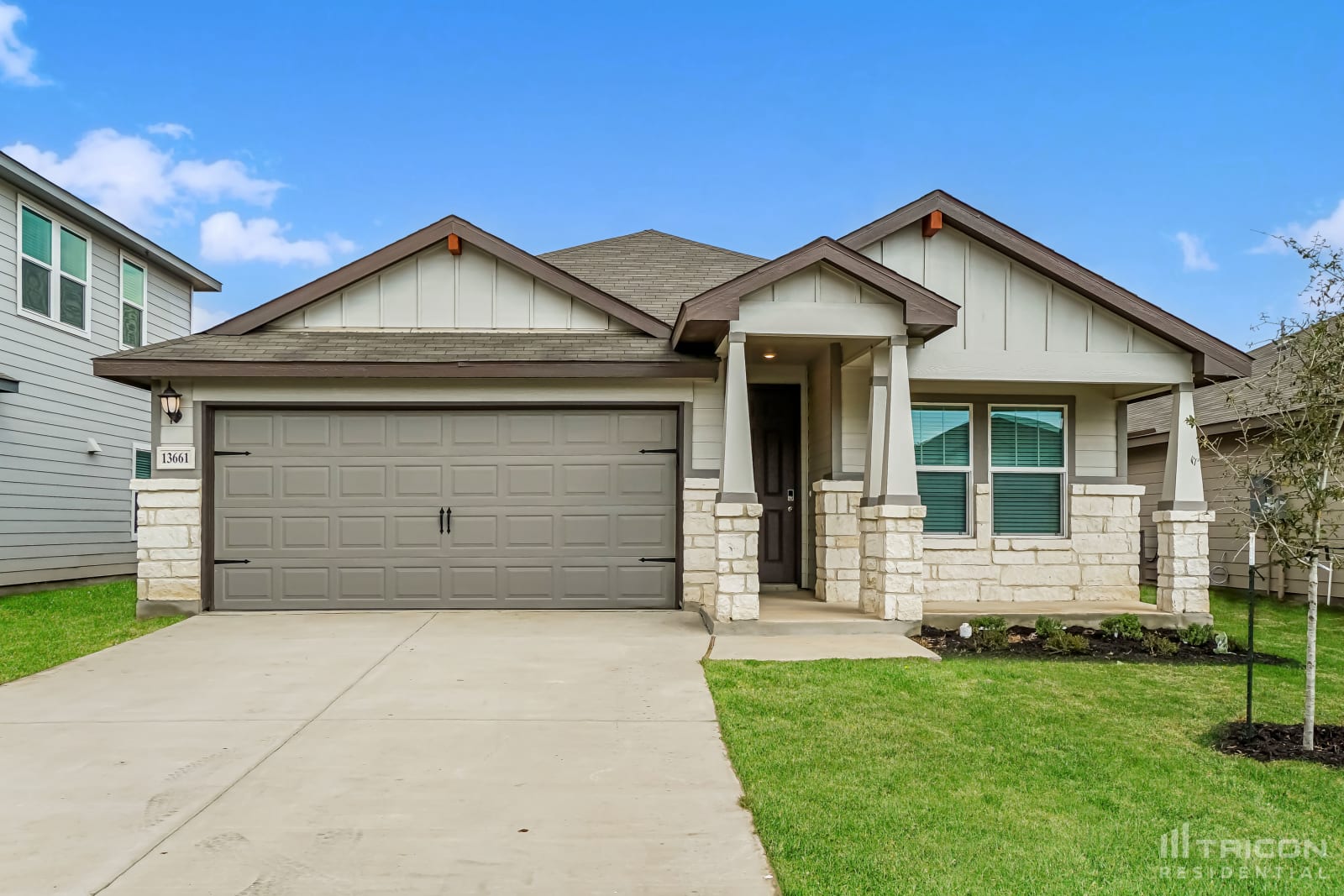 13661 Paxton Boulevard St. Hedwig TX