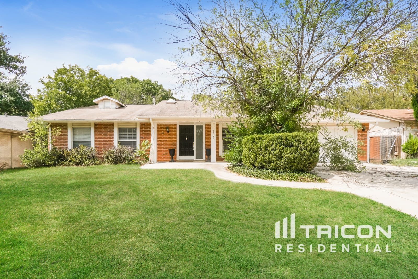 3907 Briarcrest St San Antonio TX