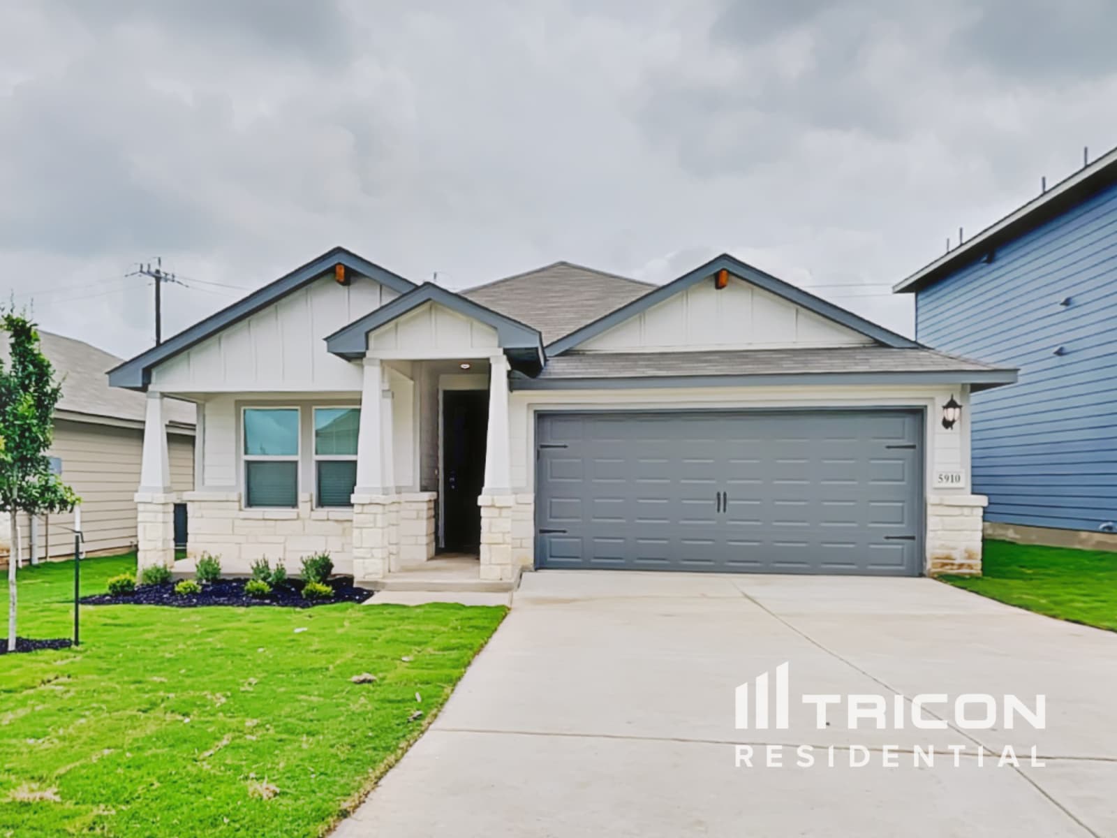 5910 Shelby Pass St. Hedwig TX