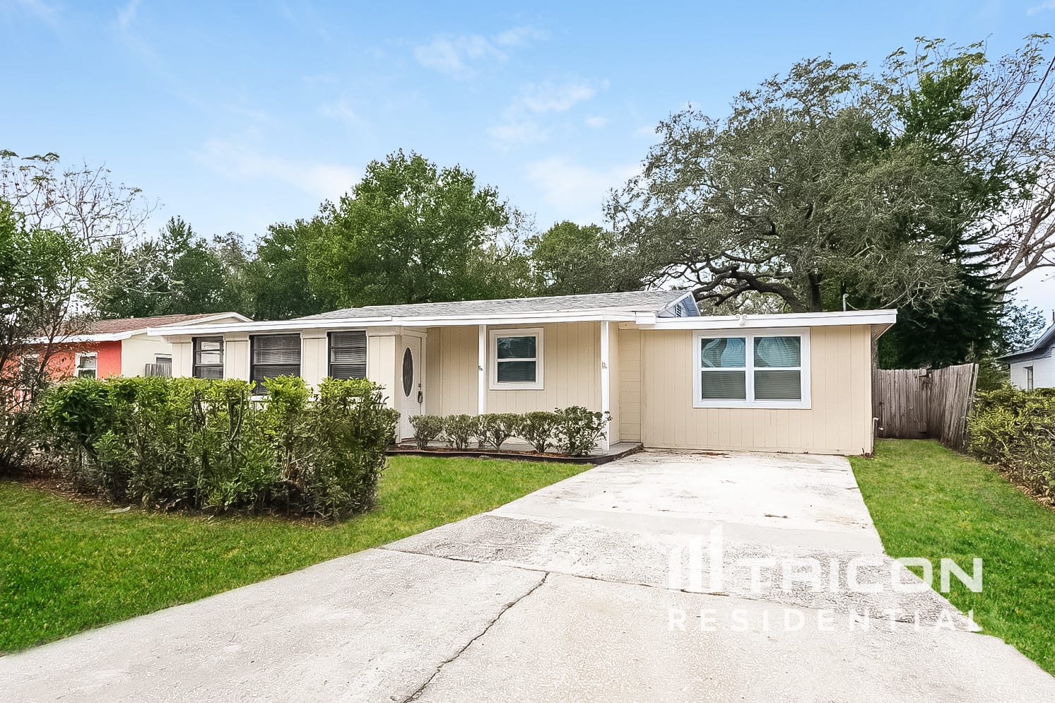 10014 N Oklawaha Avenue Tampa FL