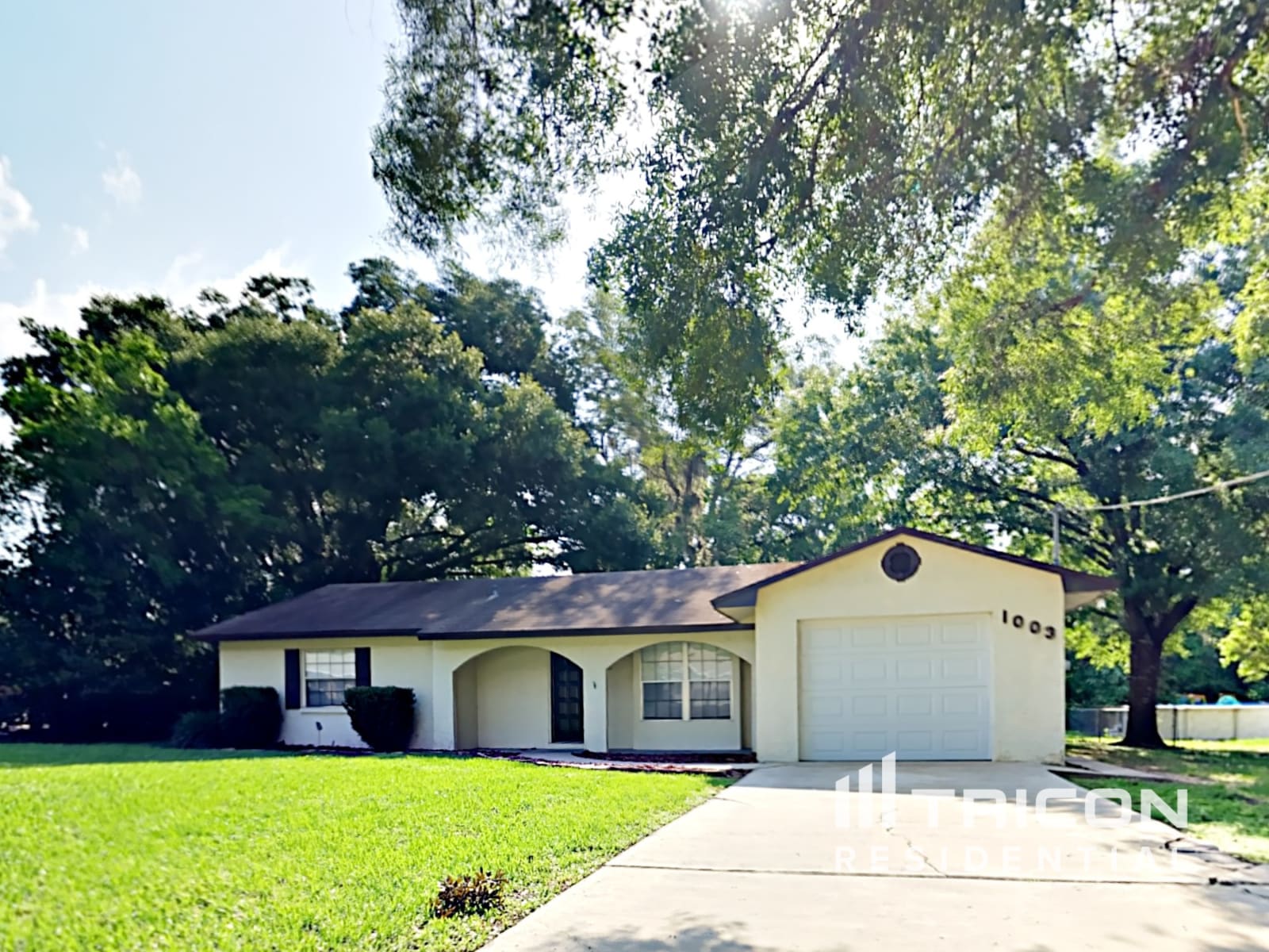 1003 Meadow Lane Brandon FL