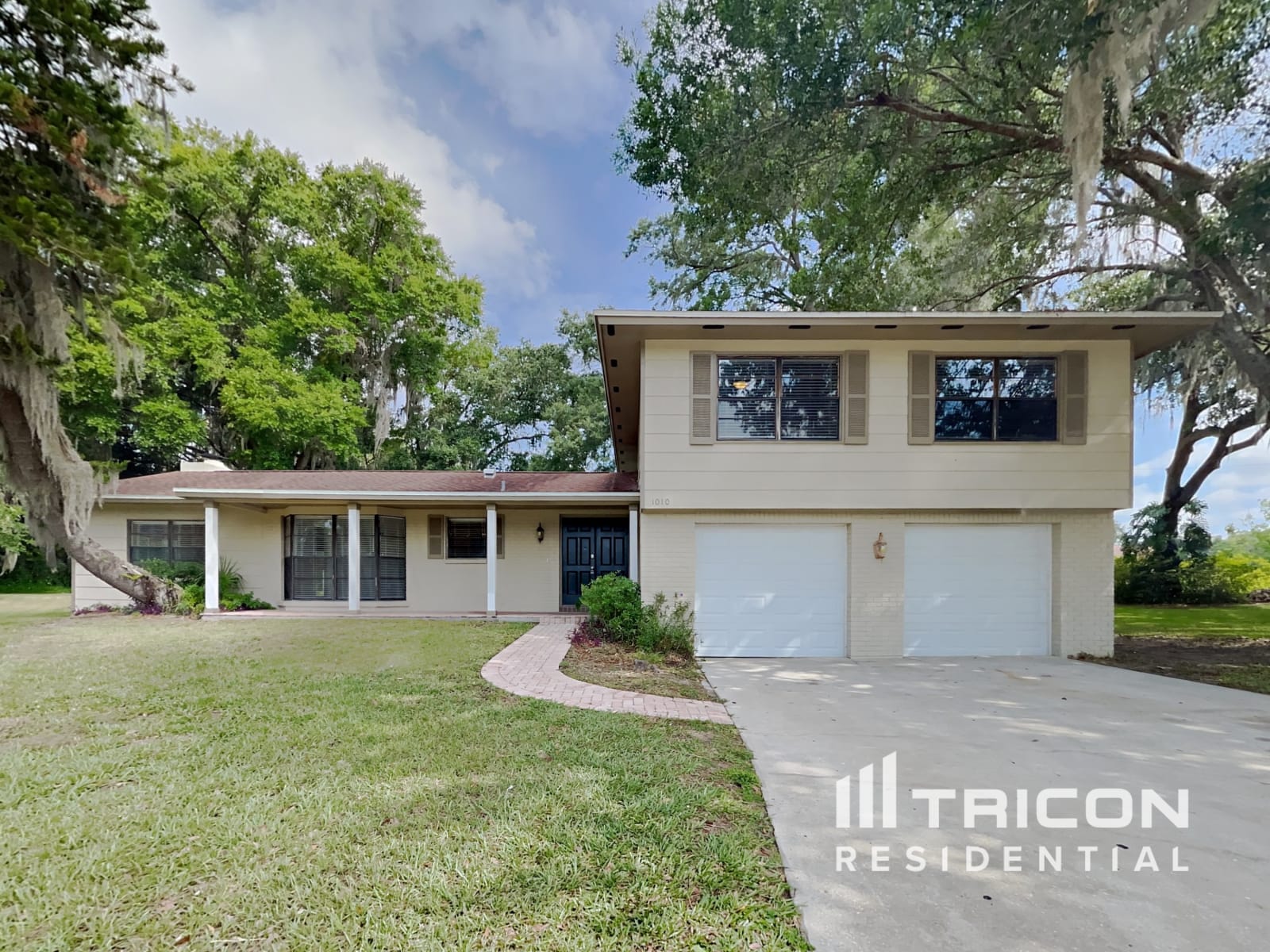1010 Rochelle Lane Valrico FL