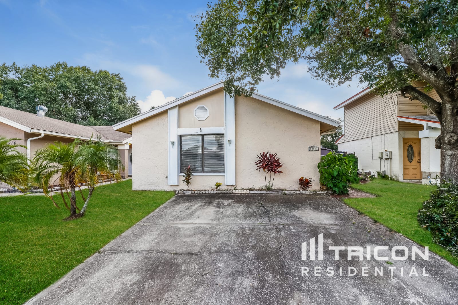 10516 Parkcrest Drive Tampa FL