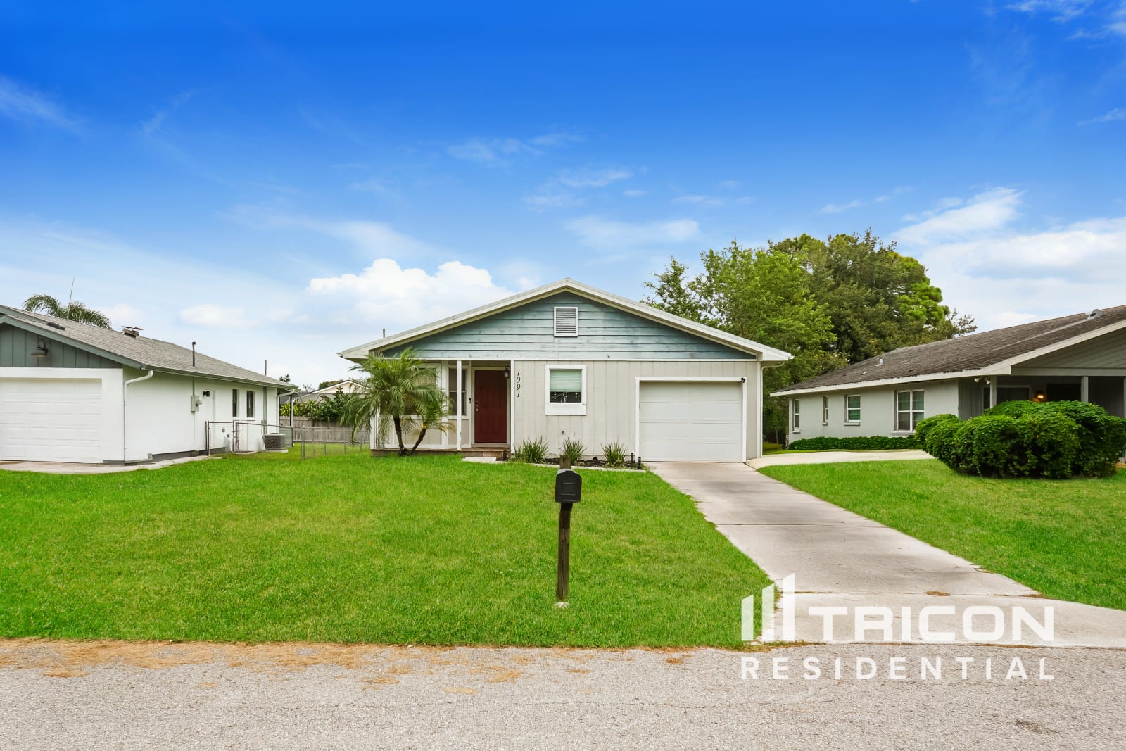 1091 Gantt Ave Sarasota FL