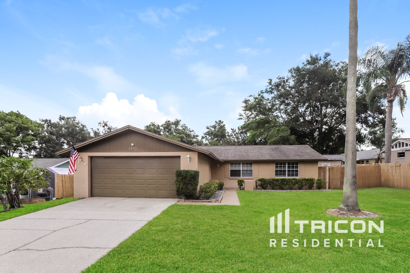 1203 Seffner Valrico Road Valrico FL
