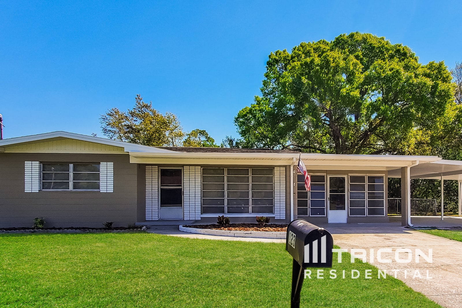 123 18th Street NW Ruskin FL