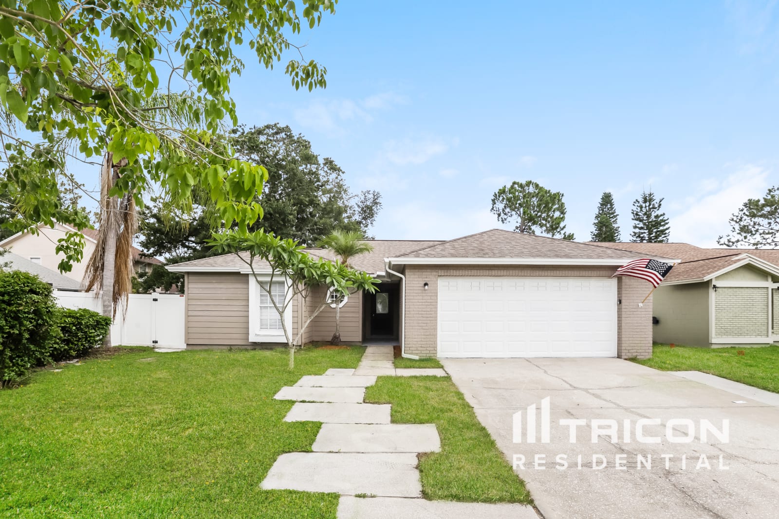 13613 Fawn Ridge Blvd Tampa FL