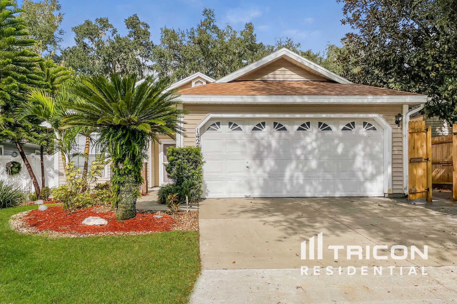1425 Walden Oaks Place Plant City FL