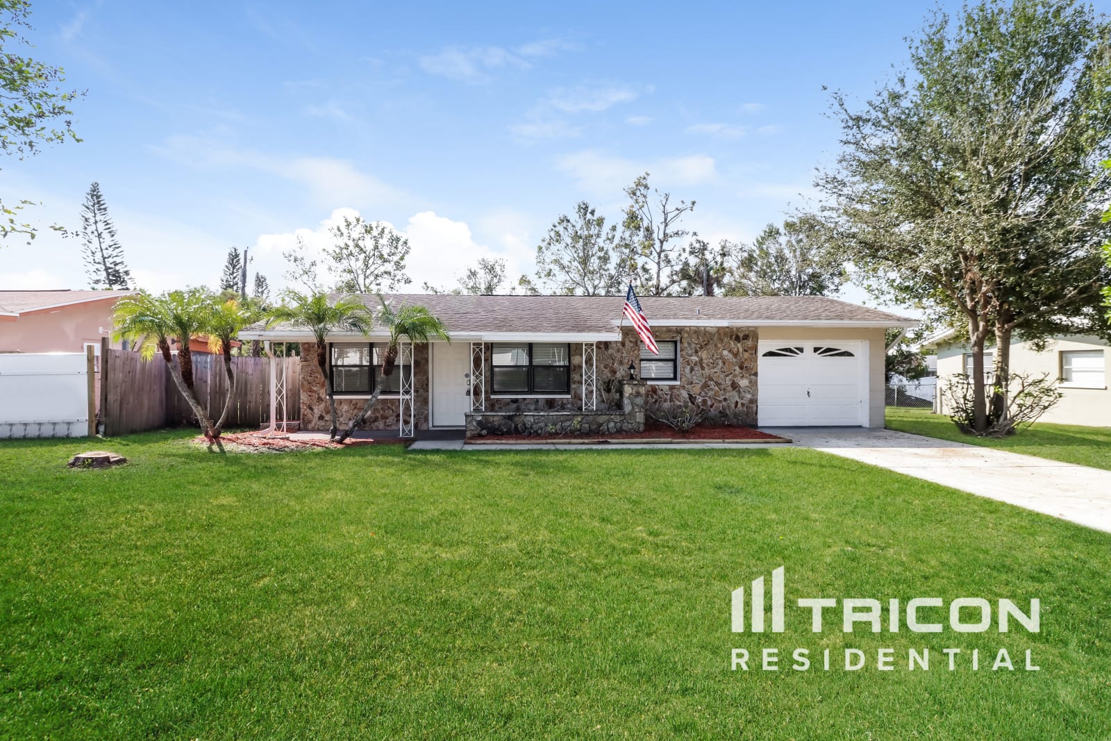 1569 Lotus Path Clearwater FL