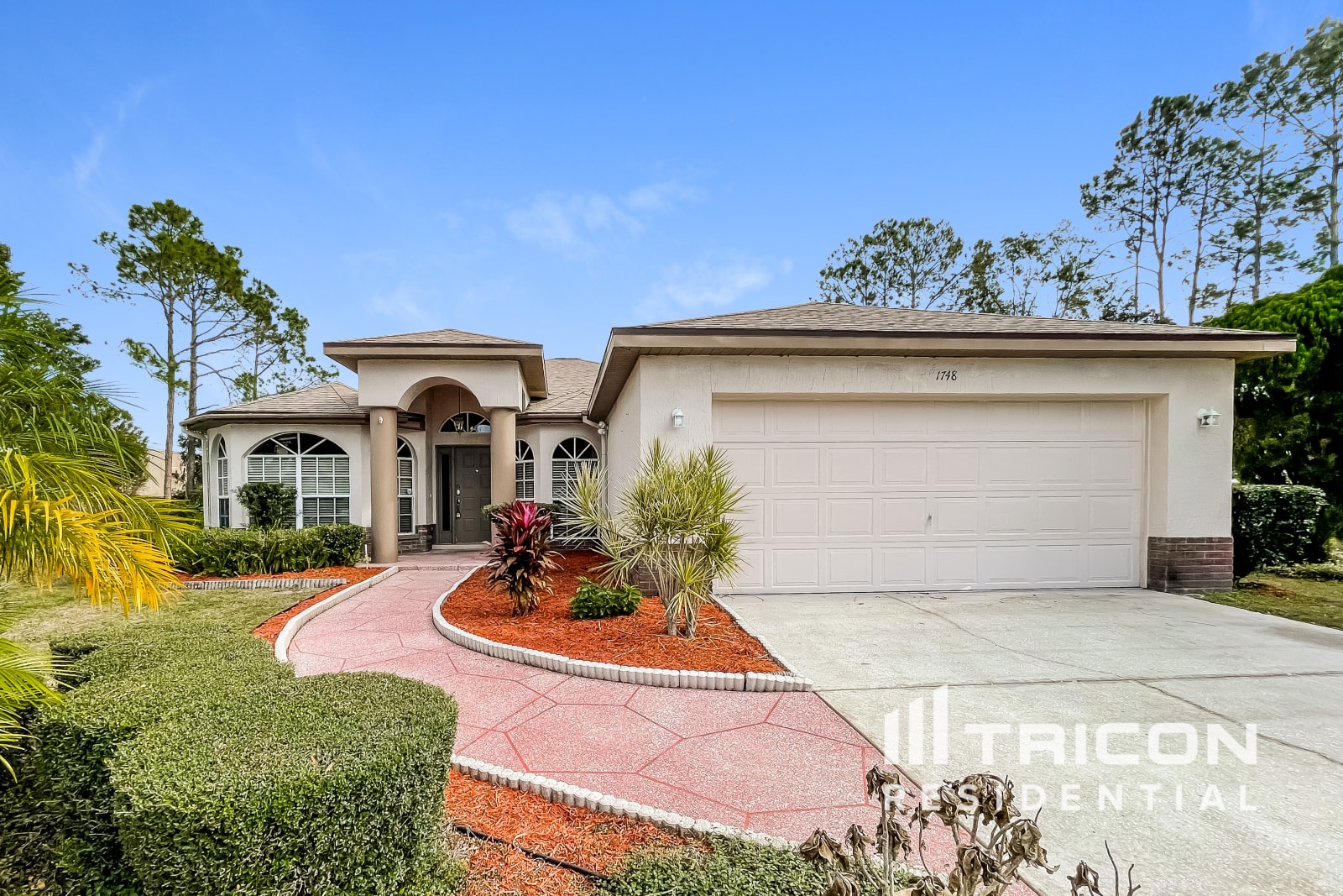 1748 Pembrooke Way Lutz FL