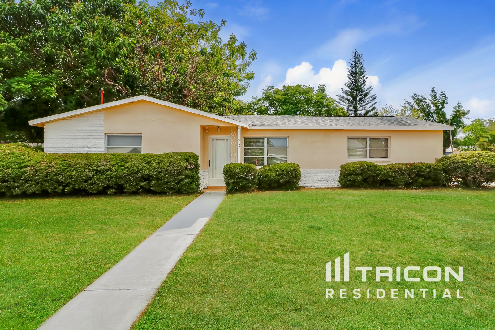 1753 Linwood Circle Clearwater FL