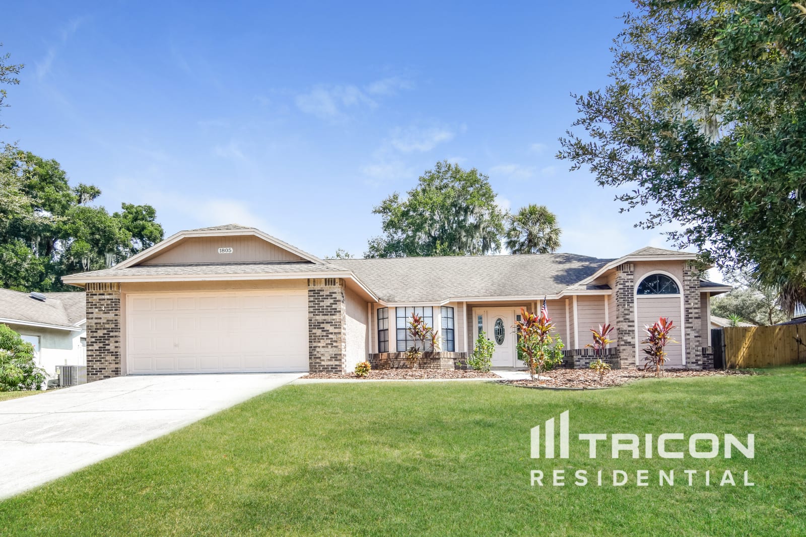 1805 Hitching Post Place Plant City FL