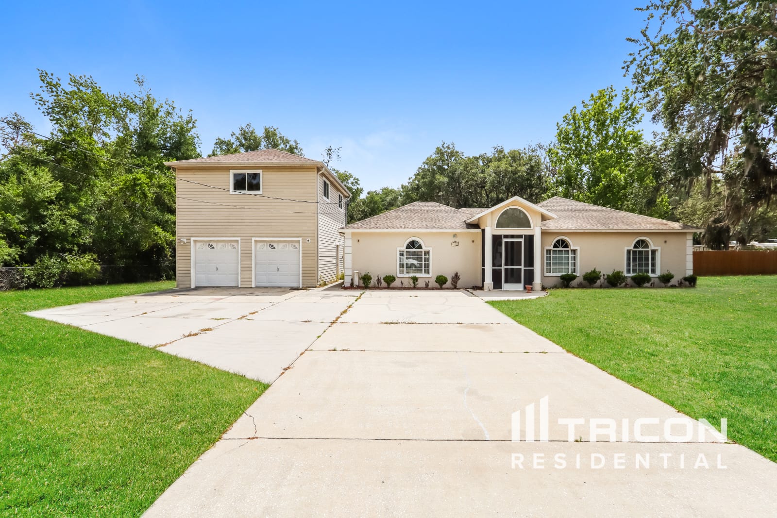 18916 Long Lake Dr Hudson FL