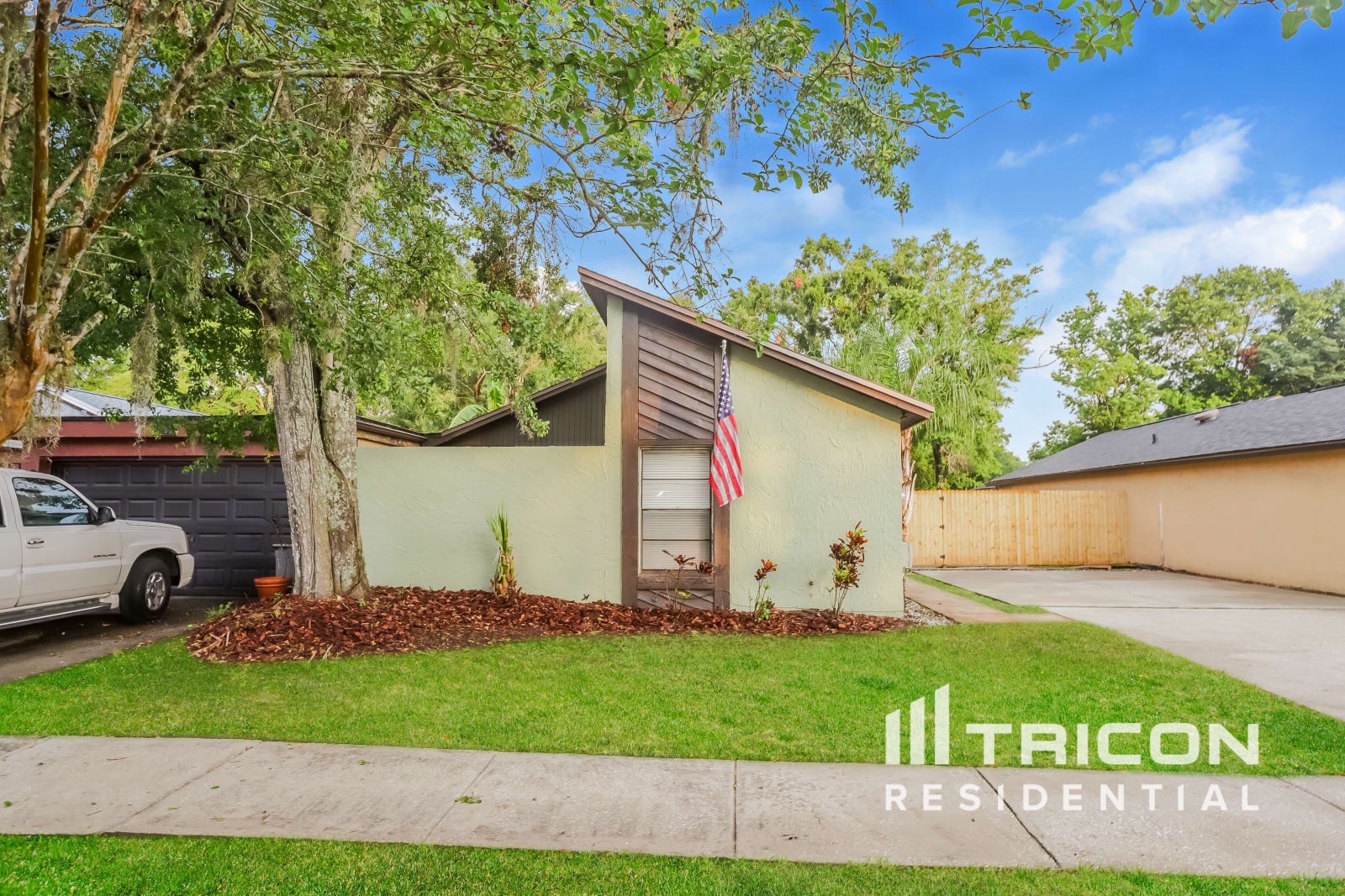 1933 Gregory Drive Tampa FL