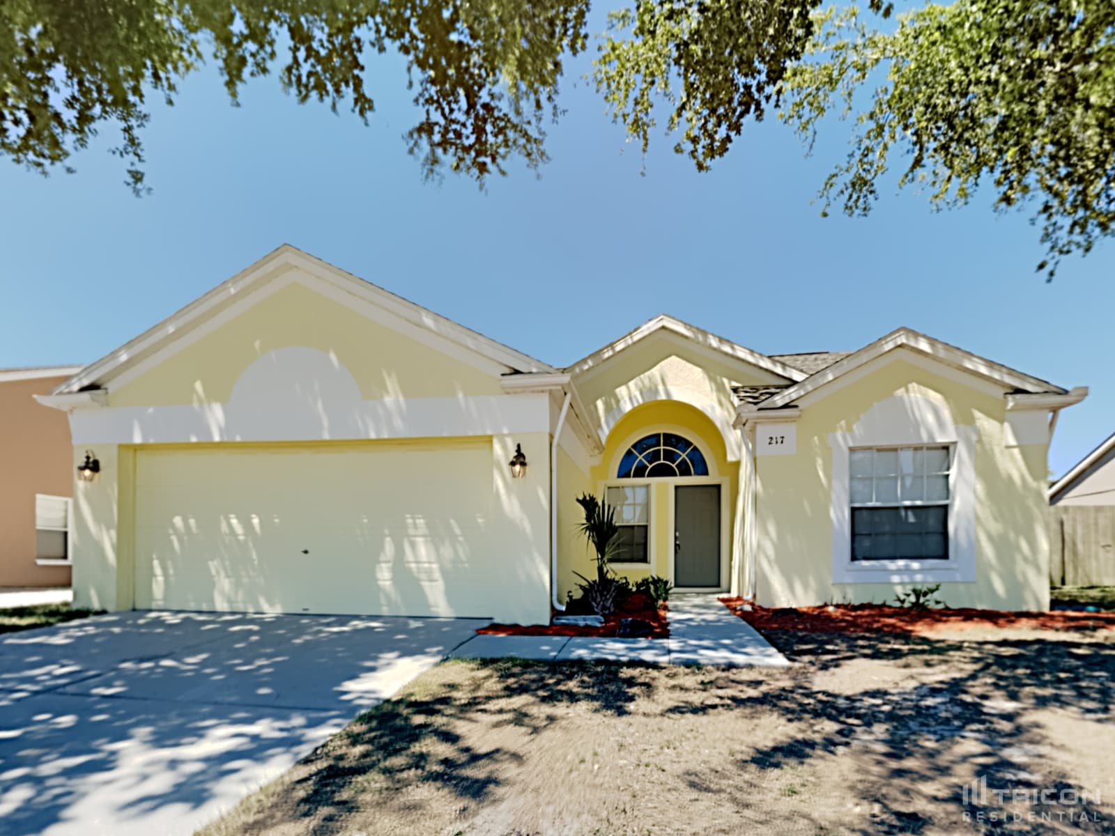 217 Lakeway Lane Apollo Beach FL