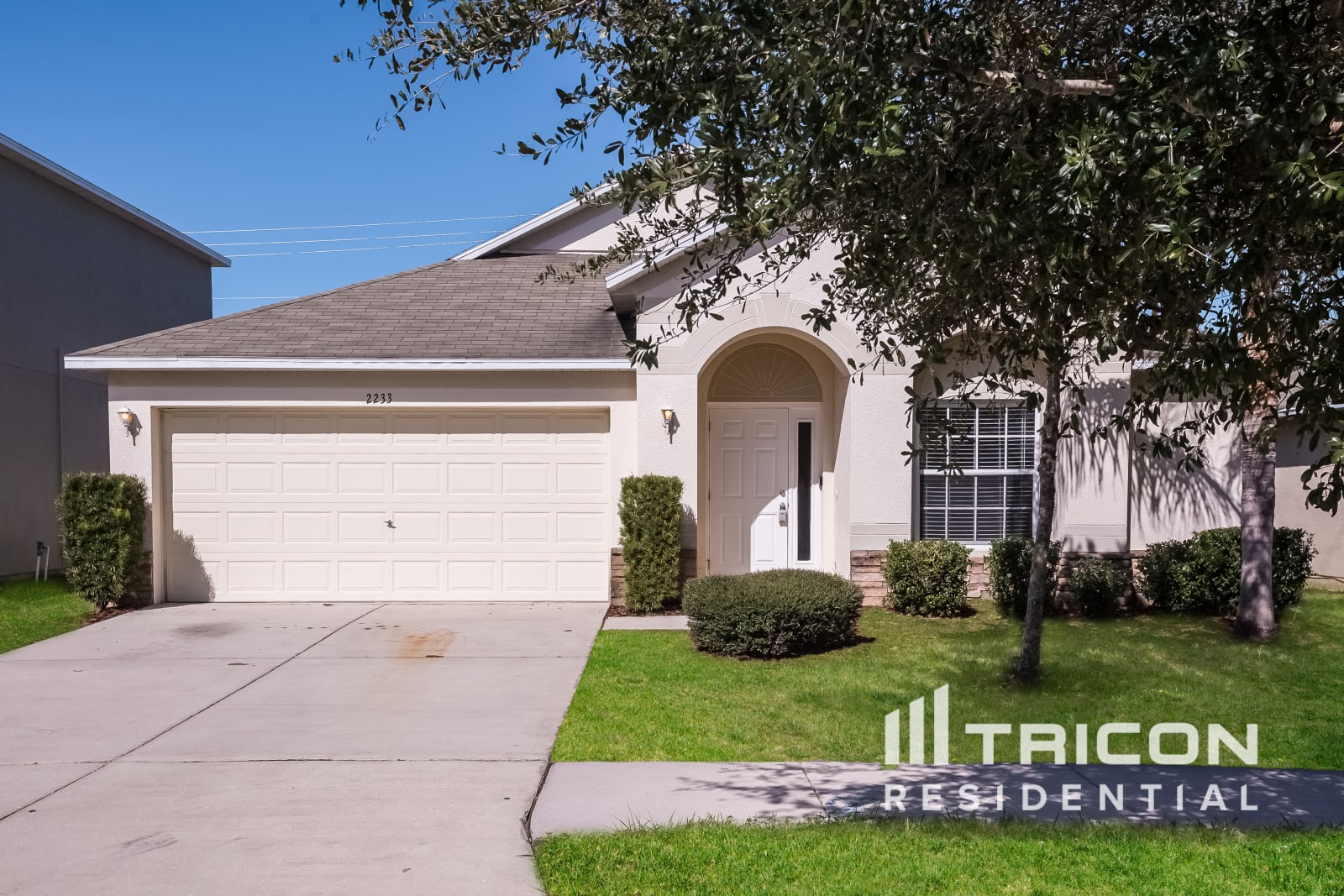 2233 Roanoke Springs Drive Ruskin FL